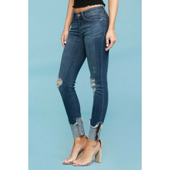 ♥️18W 20W Plus♥️Judy Blue Nikki Destroyed Cuff - Picture 5 of 8